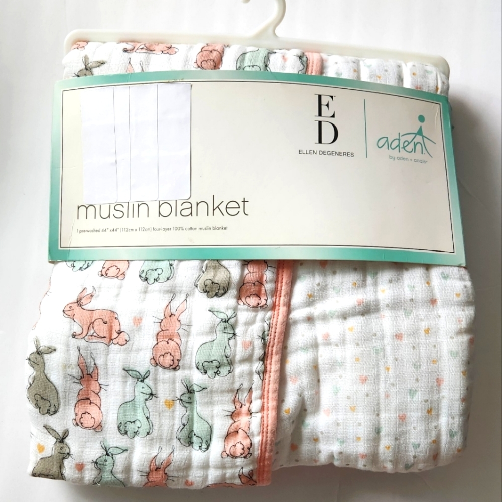 NWT Aden + Anais Four Layer 100% Cotton Muslin Baby Blanket